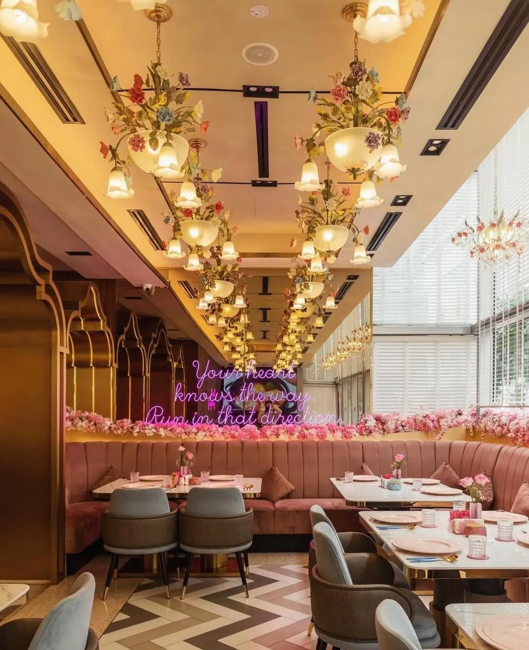 OPERA CAFE KUALA LUMPUR MALAYSIA OLCHEG DESIGN proje görseli 7