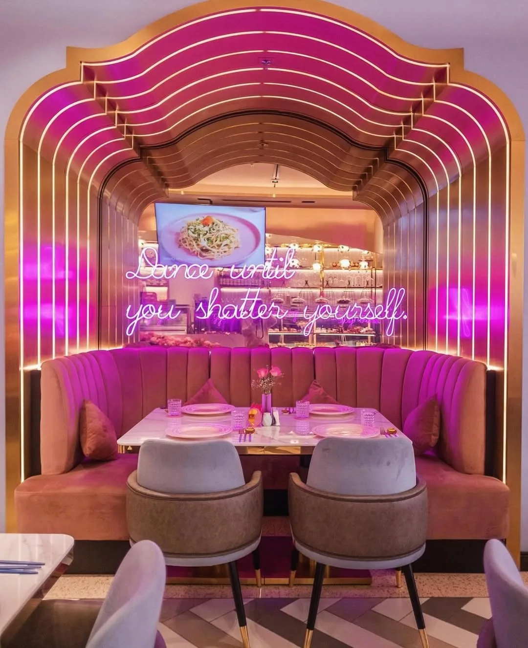 OPERA CAFE KUALA LUMPUR MALAYSIA OLCHEG DESIGN proje görseli 8