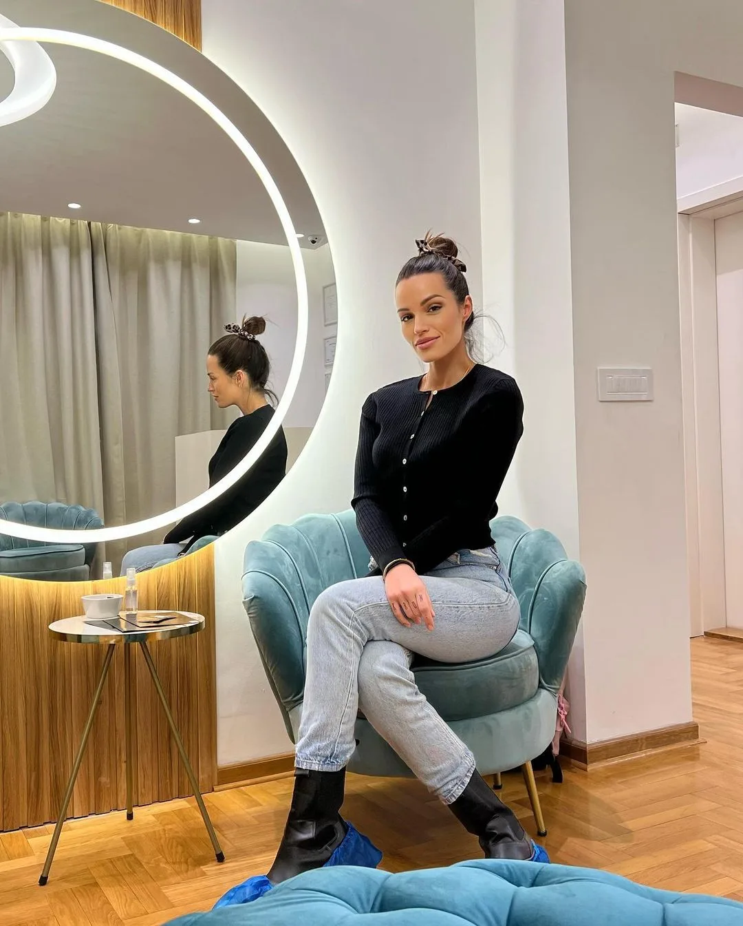 She - Make Up - Belgrad - SERBIA proje görseli 3